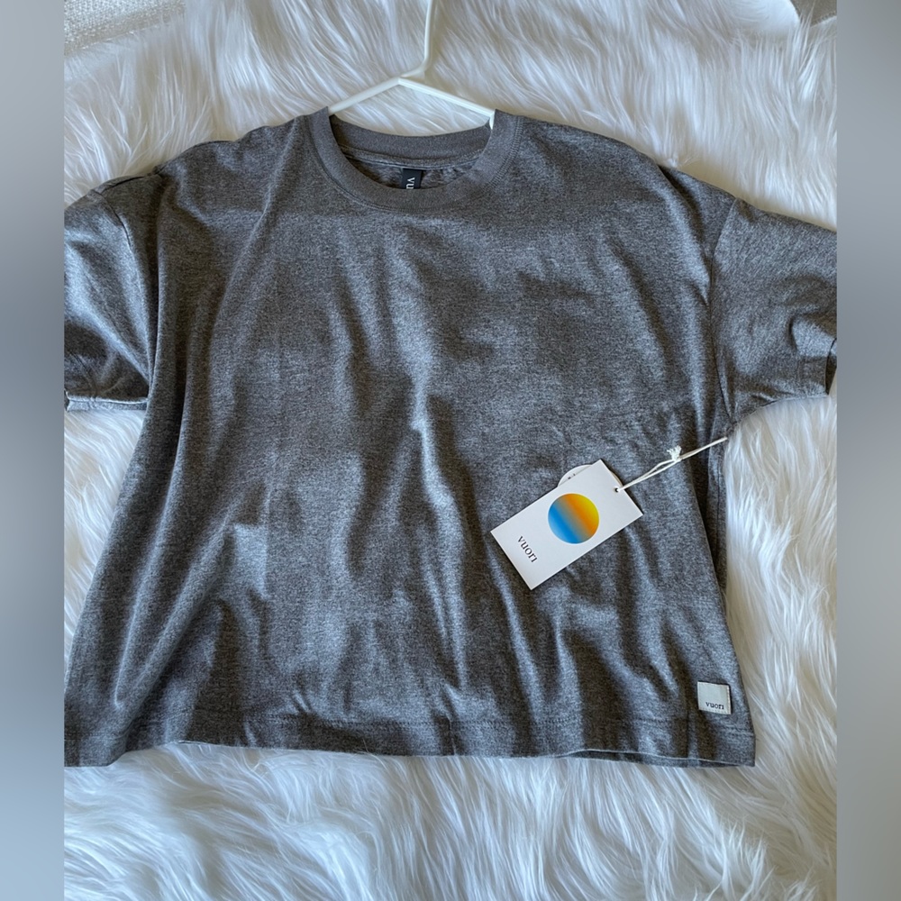 NWT Vuori Energy Tee Heather Grey $58 XS